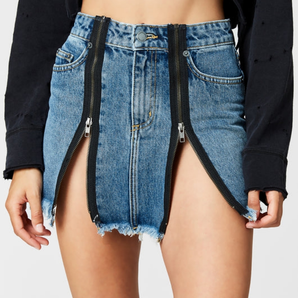CARMAR Distressed Denim zipper skirt Size 28